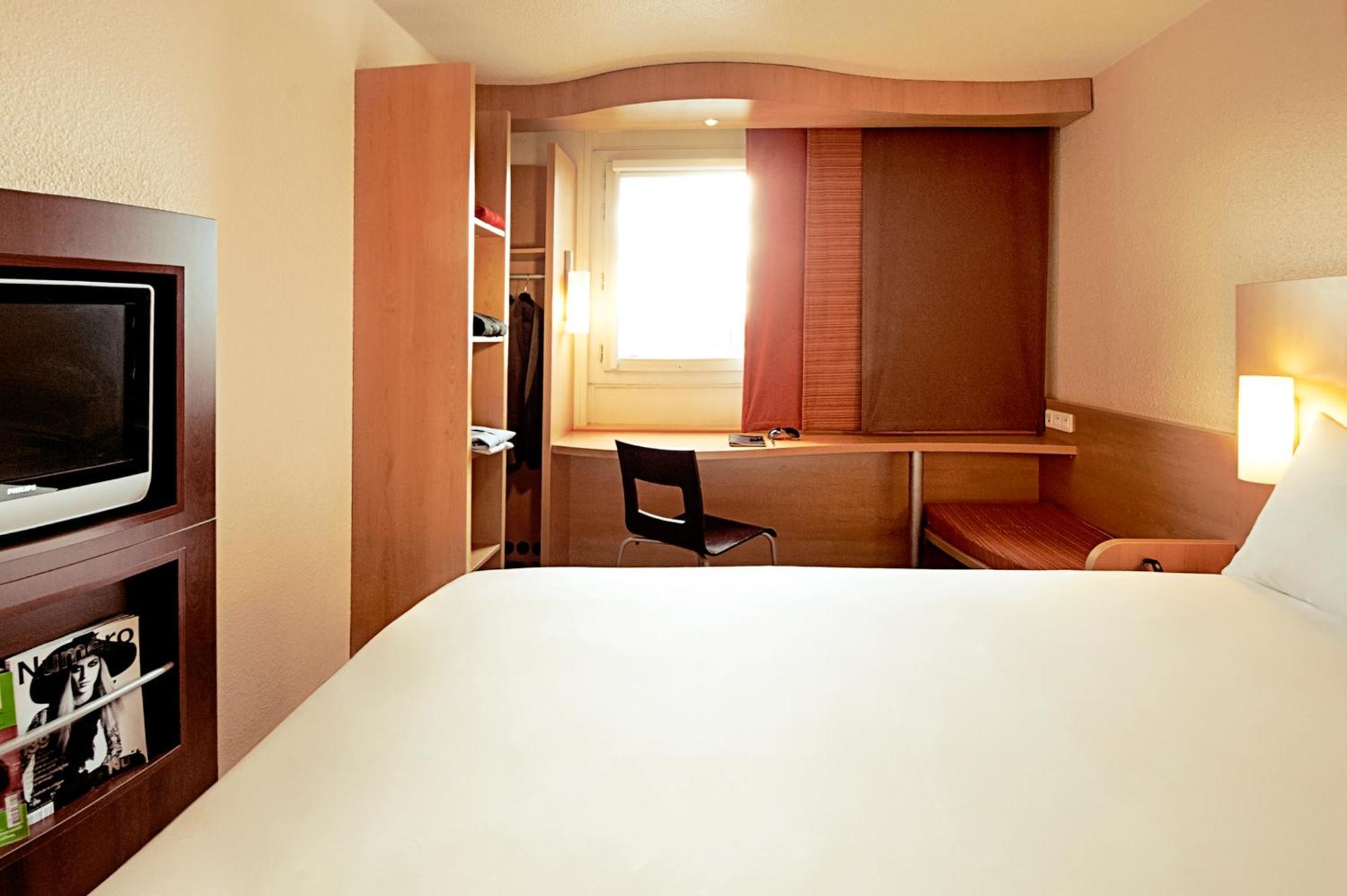 Готель Ibis Poitiers Sud Номер фото