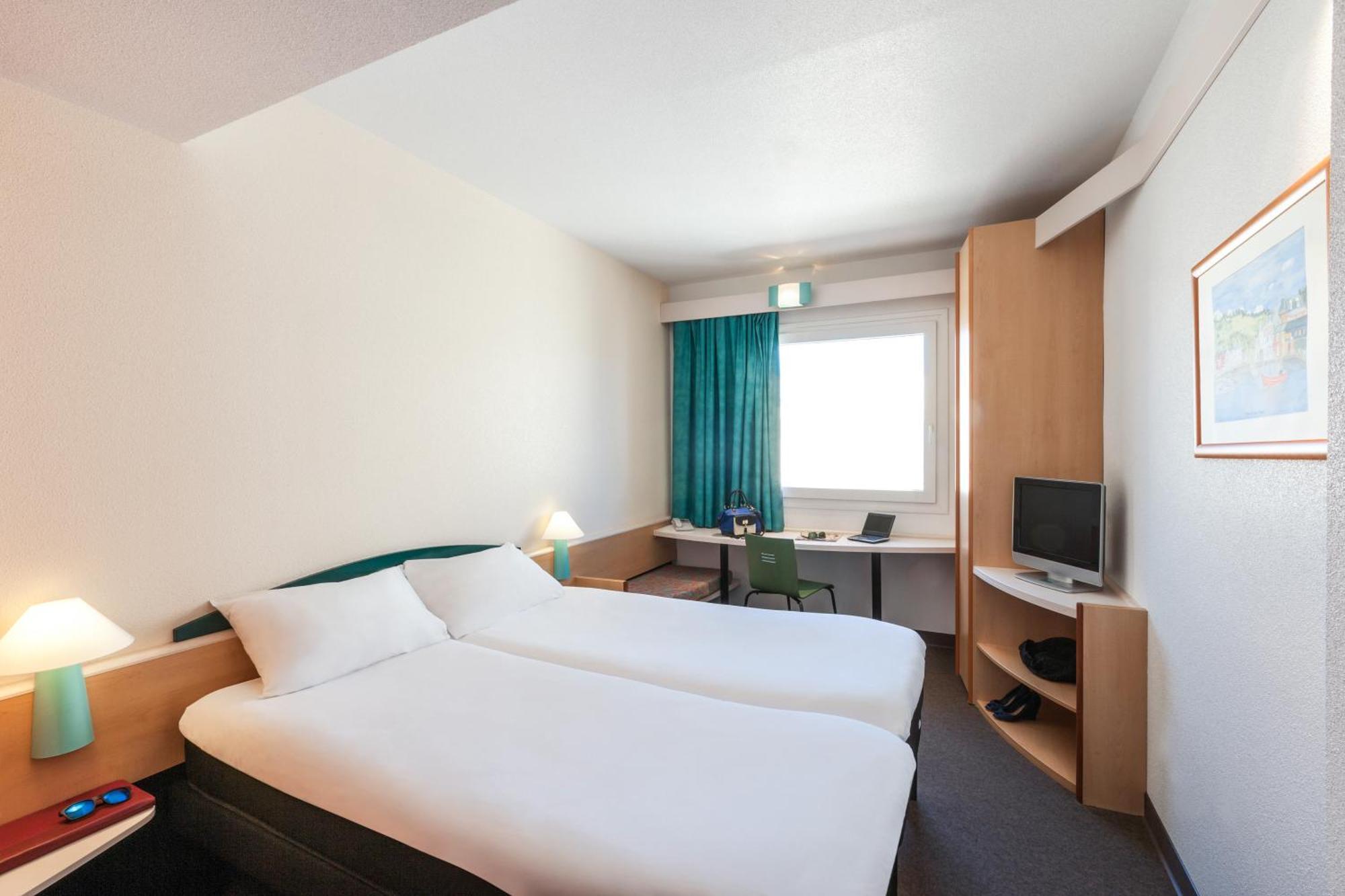 Готель Ibis Poitiers Sud Номер фото