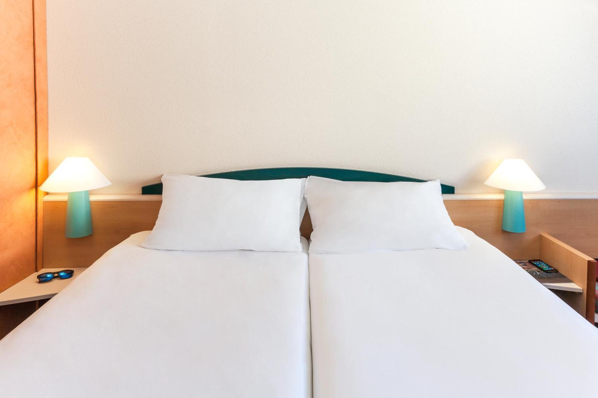 Готель Ibis Poitiers Sud Номер фото
